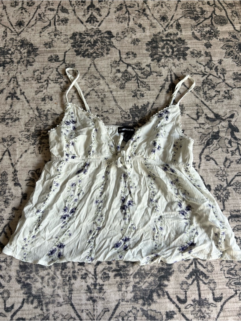 Streetwear Society Cream Floral V-Neck Spaghetti Strap Cami